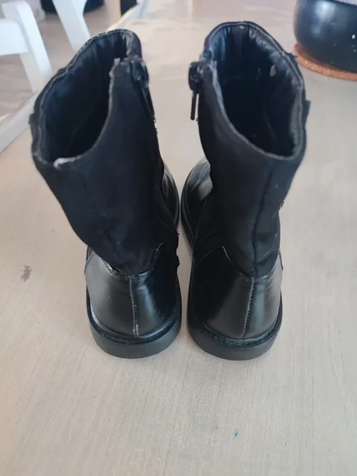 Bottines noires fille taille 32 - photo numéro 2