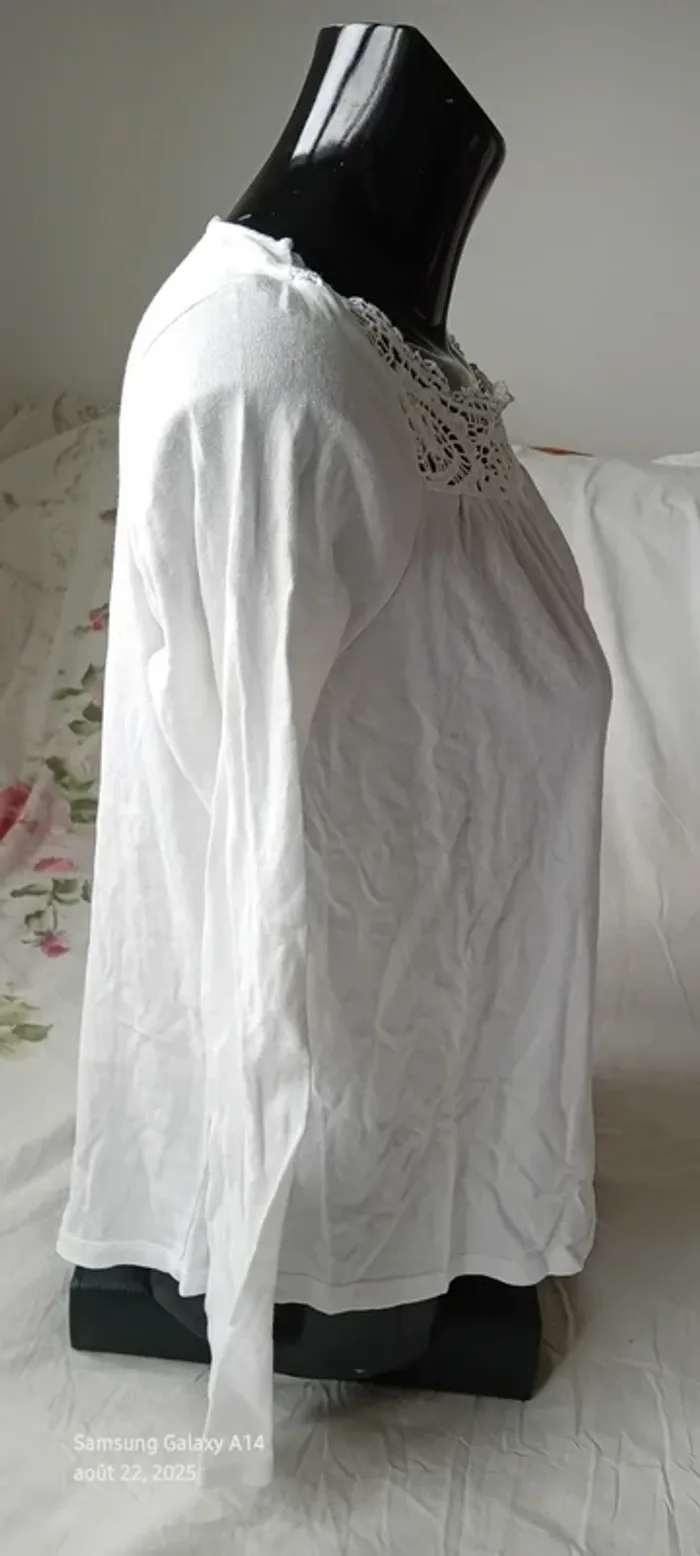 Haut blanc manches longues avec dentelle ajourée fille 14 ans la halle - photo numéro 4