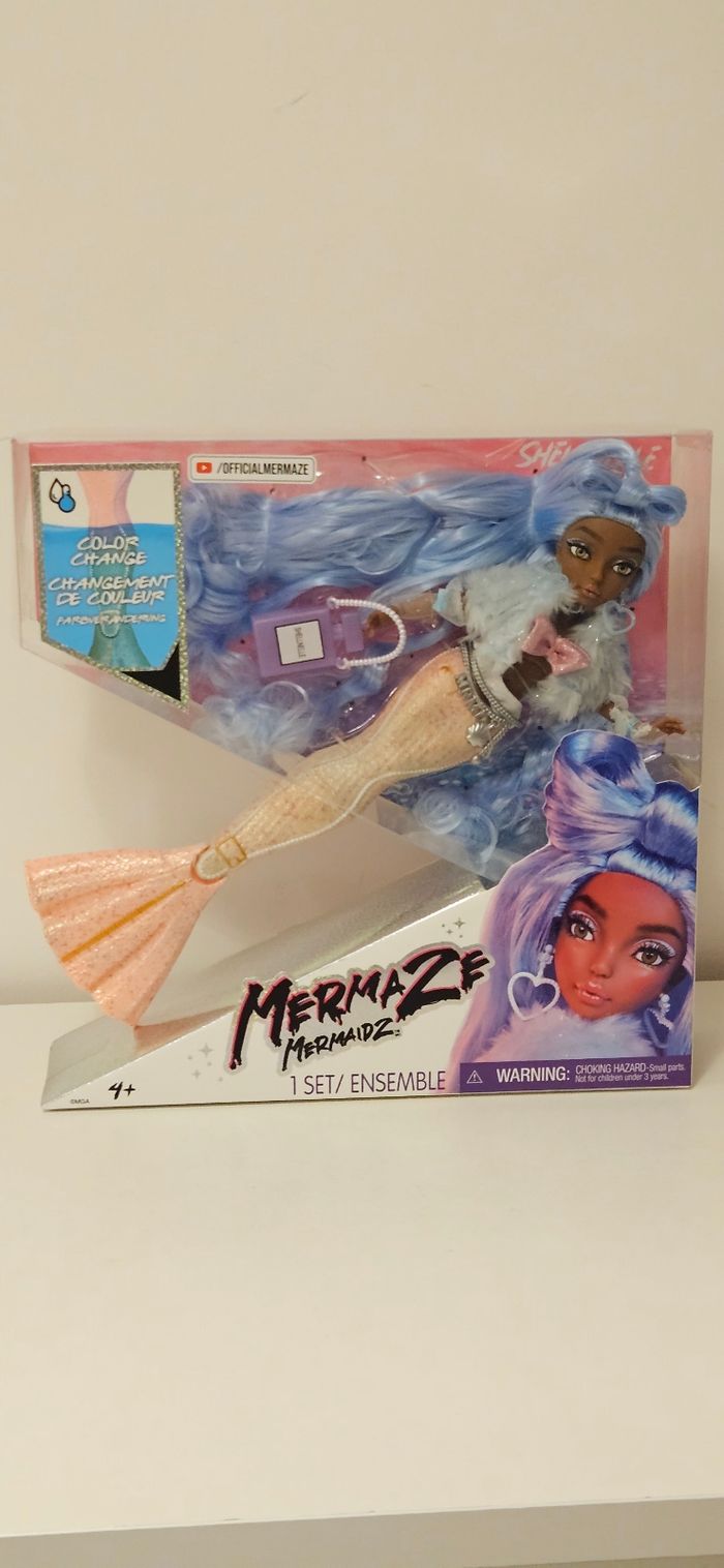 Mermaze Mermaidz - SHELLNELLE - Poupée mannequin sirène de collection avec 1 queue qui change de couleur