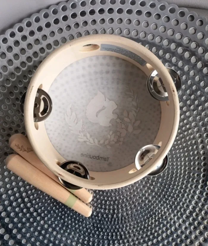 Tambourin et baguettes - photo numéro 2