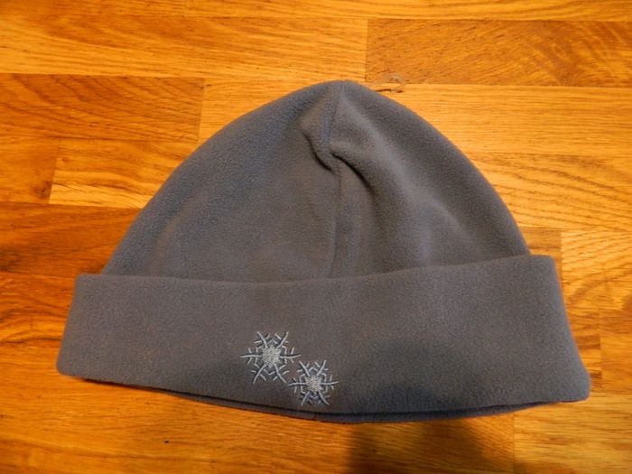 Bonnet polaire TU neuf