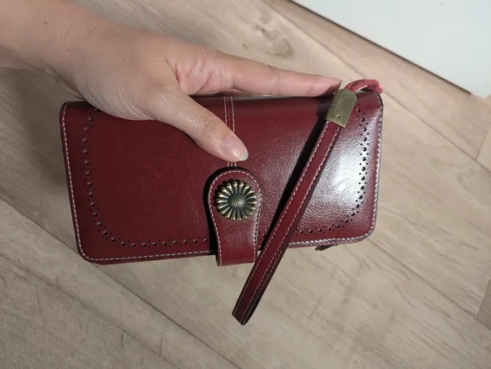 Portefeuille en cuir bordeaux - photo numéro 2