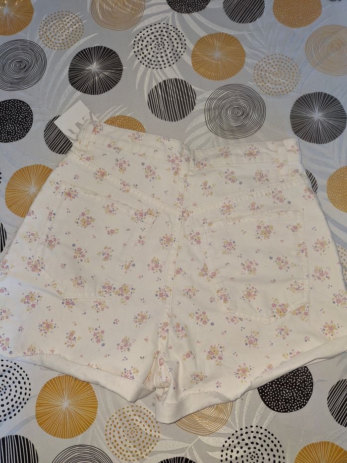 Short Zara taille 38 neuf avec étiquette 🏷