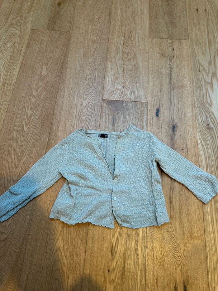 Gilet kiabi fin vert d’eau taille 6 mois