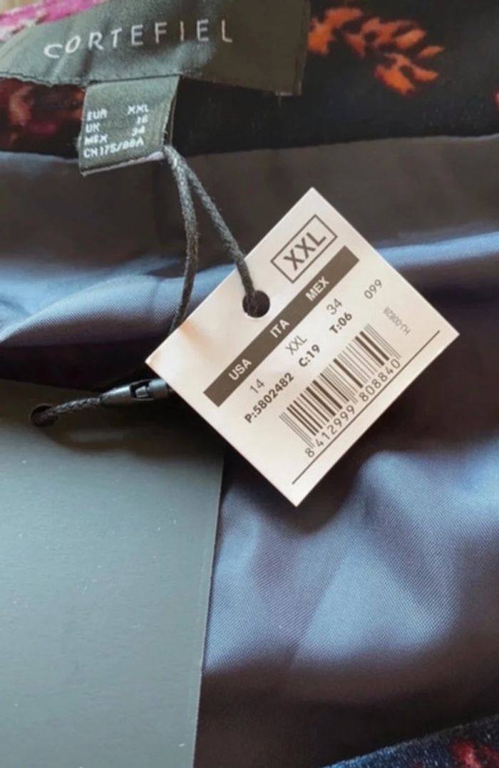 Jupe en velours Cortefiel taille 6 XXL neuve - photo numéro 8