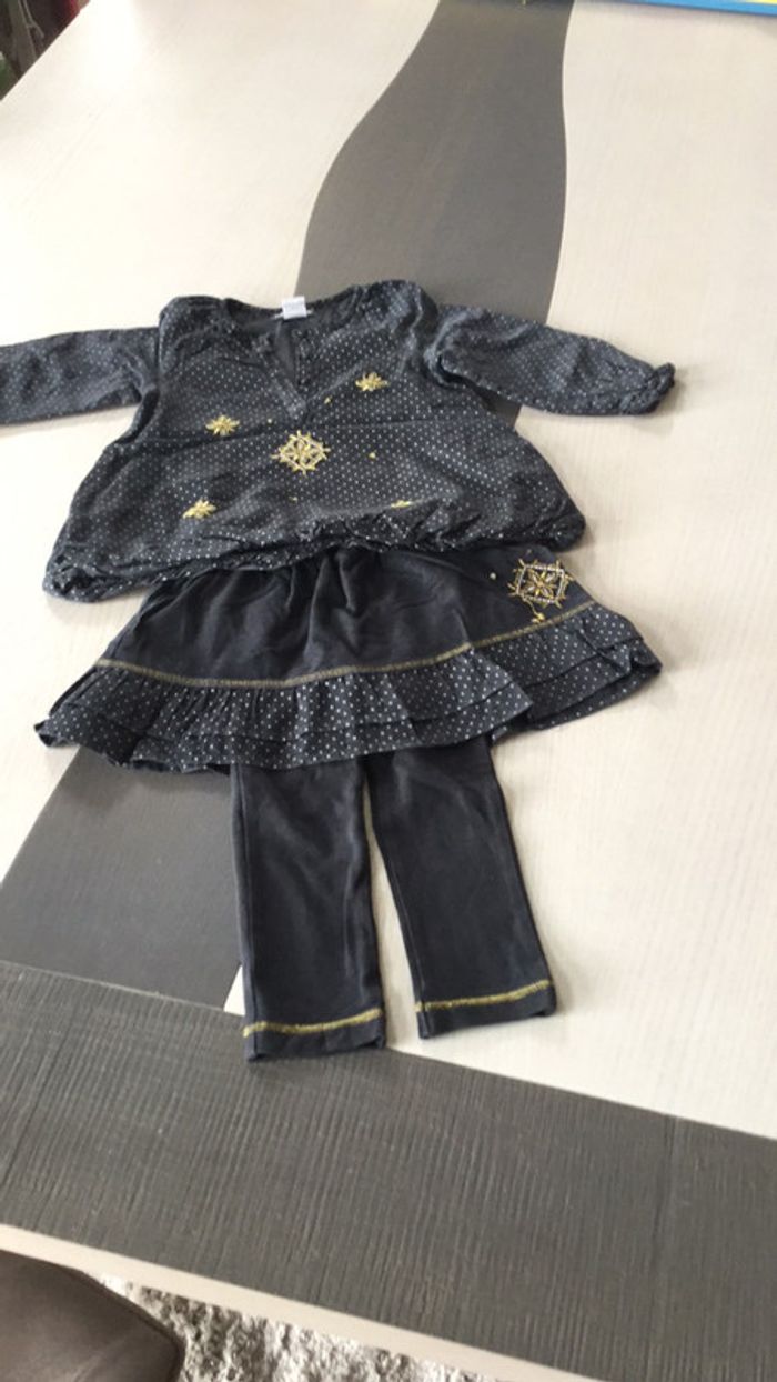 Ensemble gris 12m Orchestra