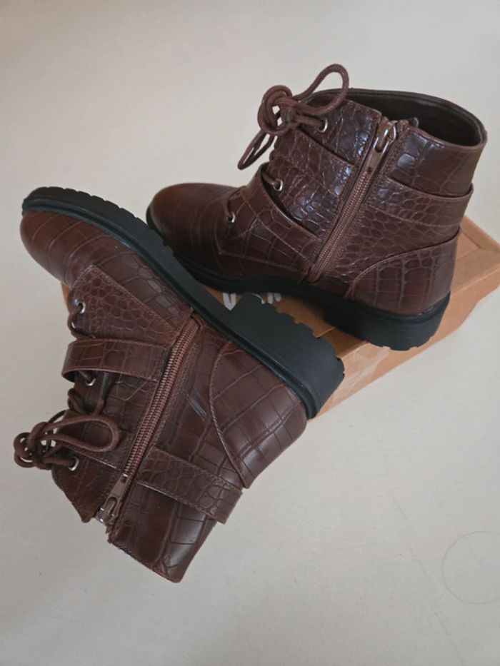 Bottines neuves T 37 - photo numéro 3