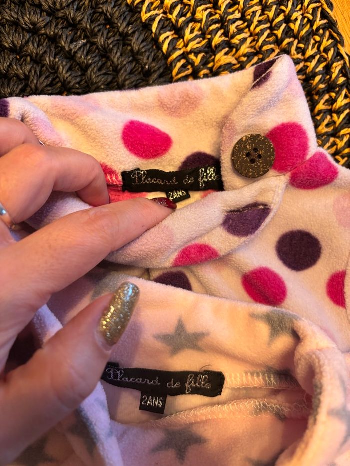 Lot 2 pulls doux chaud 2 ans - photo numéro 3