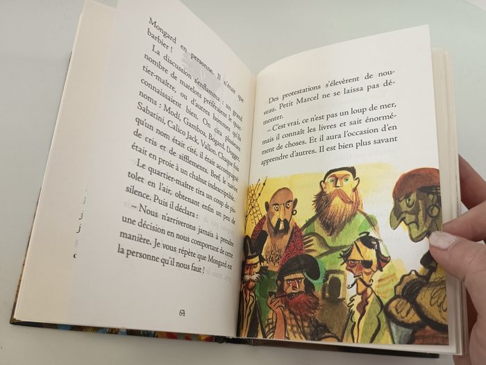 Livre roman tous pirates ! Navire en vue! - photo numéro 8