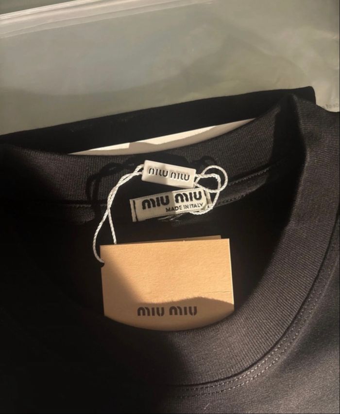 T-shirt Mui-Mui neuf - photo numéro 4