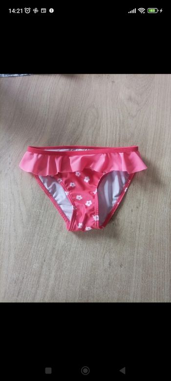 Maillot de bain 1 pièce Minnie mouse 7/8 ans