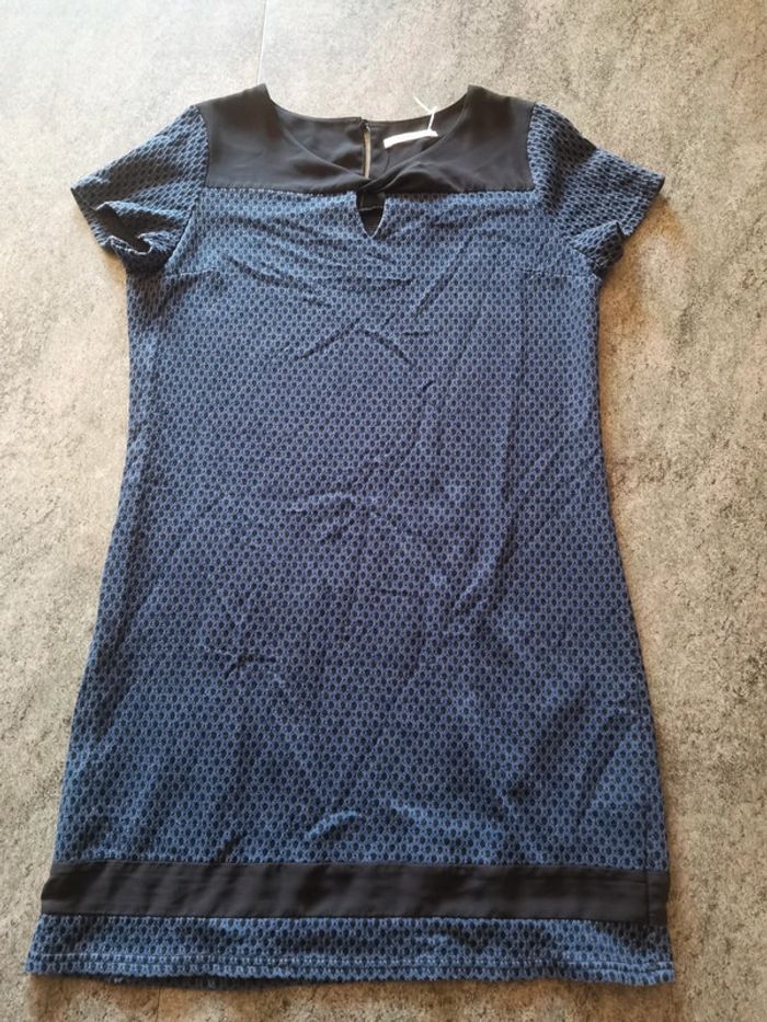 Robe taille 40 camaïeu