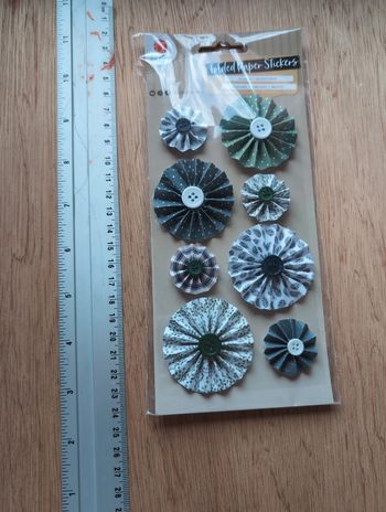 Fleurs papier autocollantes