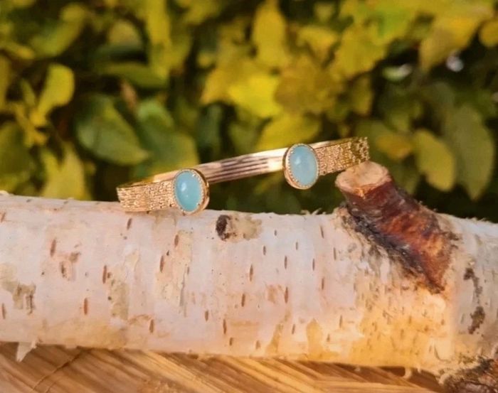 Bracelet Jonc plaqué or et agate bleue lithothérapie - photo numéro 3