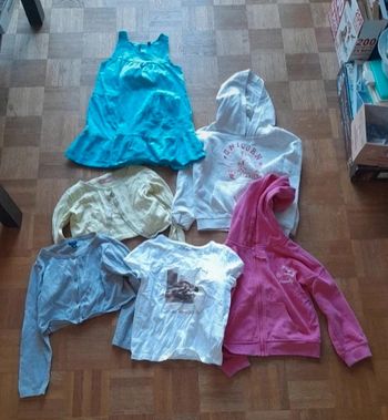 Lot 6 ans (gilet rose plus disponible)