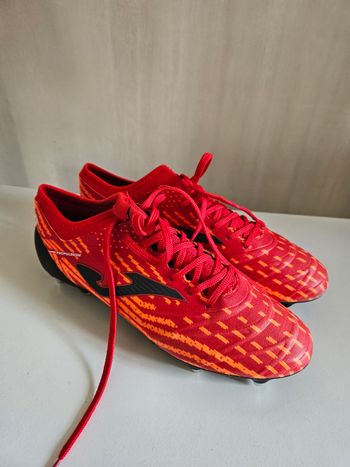 Crampons pointure 43 joma 