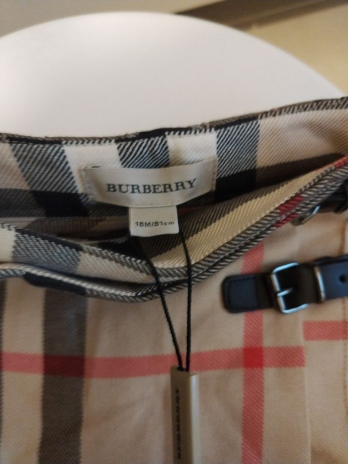 Burberry jupe neuf avec étiquette - photo numéro 3