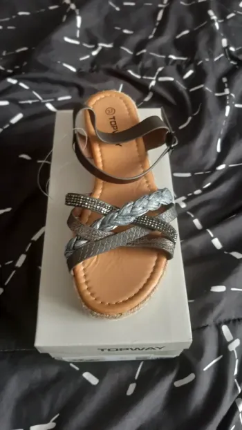 Sandales femme neuves
