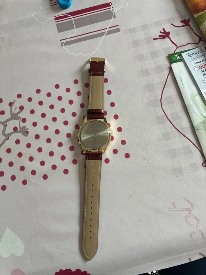 Montre homme - photo numéro 2