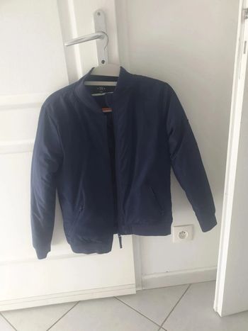 Blouson garçon taille 11/12ans