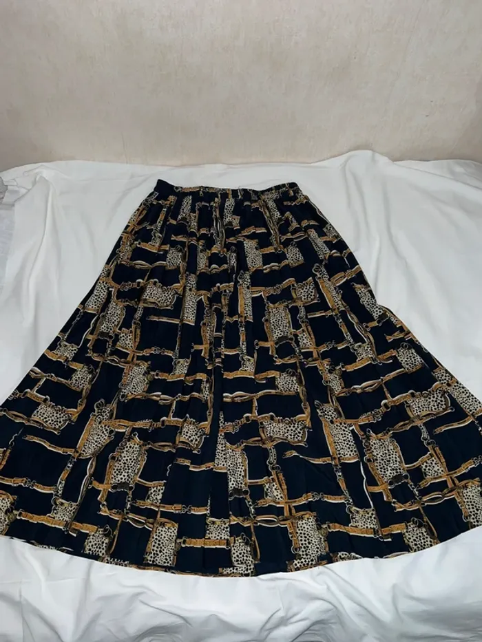 Chemise et Jupe sans marque - photo numéro 4