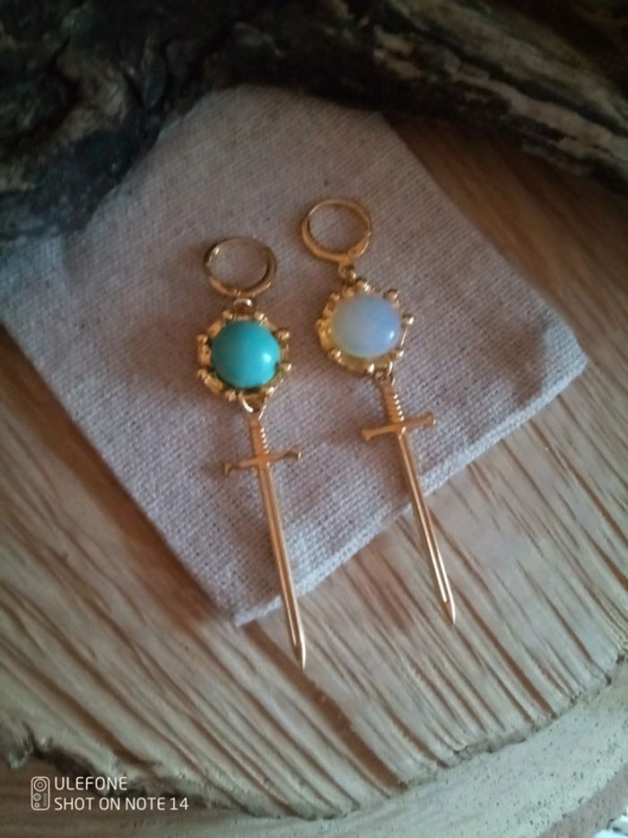 Boucles d'oreilles épées
