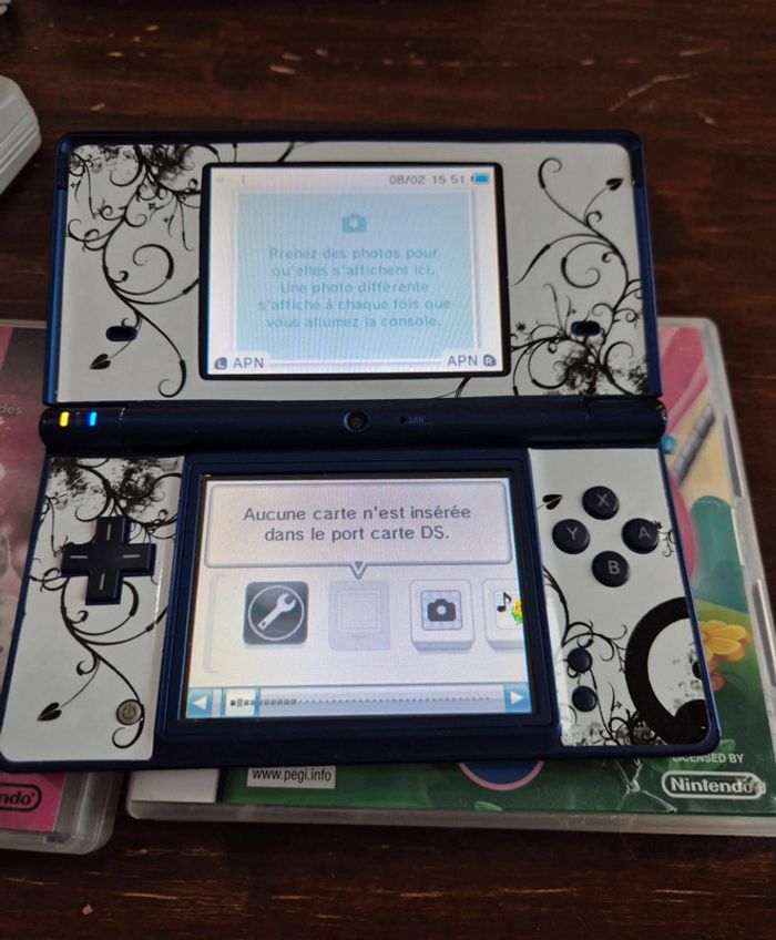 Console Nintendo dsi et jeux - photo numéro 5