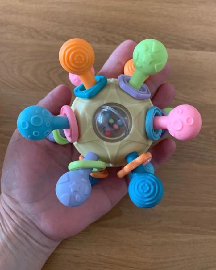 Hochet en silicone - photo numéro 2