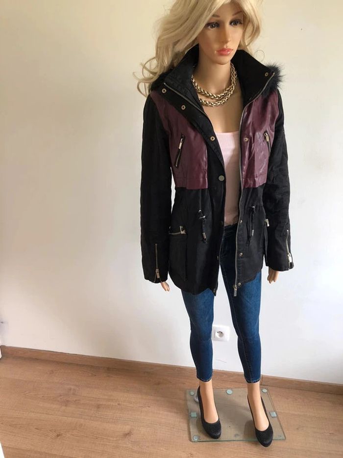 Parka noire et bordeaux avec capuche Morgan taille 40 TBE - photo numéro 6