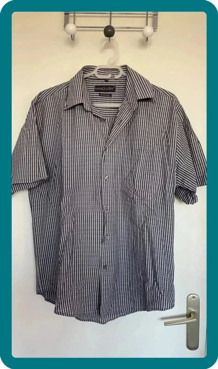 Chemise à carreaux