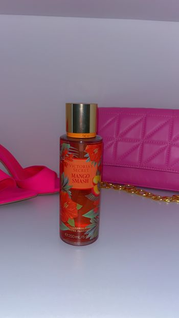 Mango smash Victoria ‘ s secret