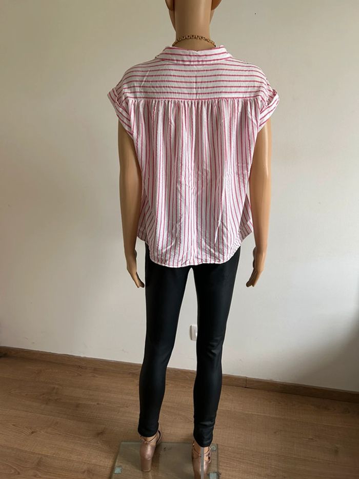 Top court rose et blanc Naf Naf taille 40 jamais porté - photo numéro 9