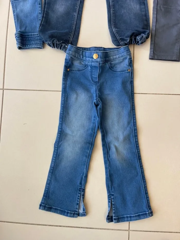 Lit de 4 jeans 👖 fille - photo numéro 5