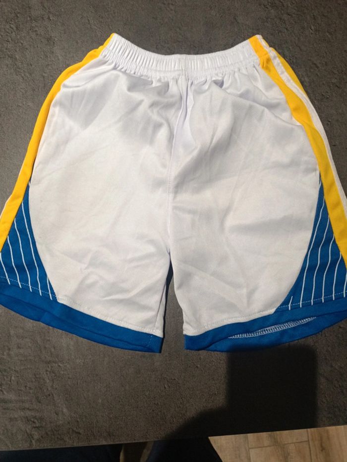 Tenue NBA golden state warriors Stephen Curry blanc. T.22 - photo numéro 3