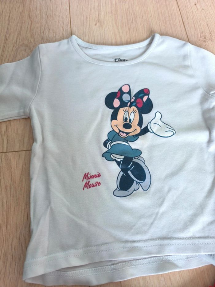 Lot fille de 1 sweat + 2 t-shirts épais Minnie - 18 mois - photo numéro 4