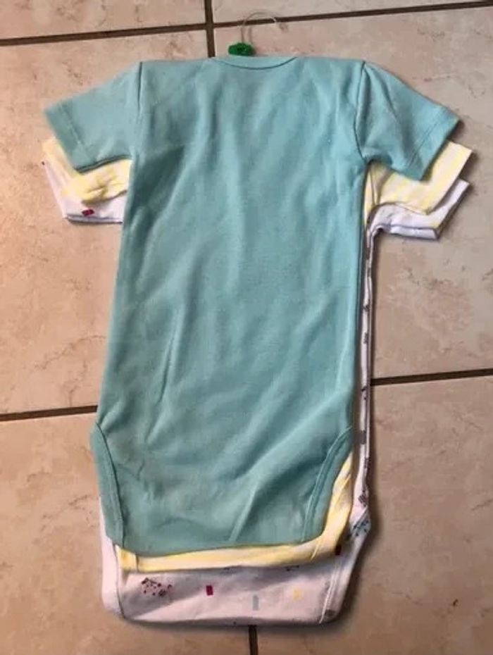 Lot de 3 Bodies manches courtes Sincere coton bio fille T 12 mois neufs dans emballage - photo numéro 2