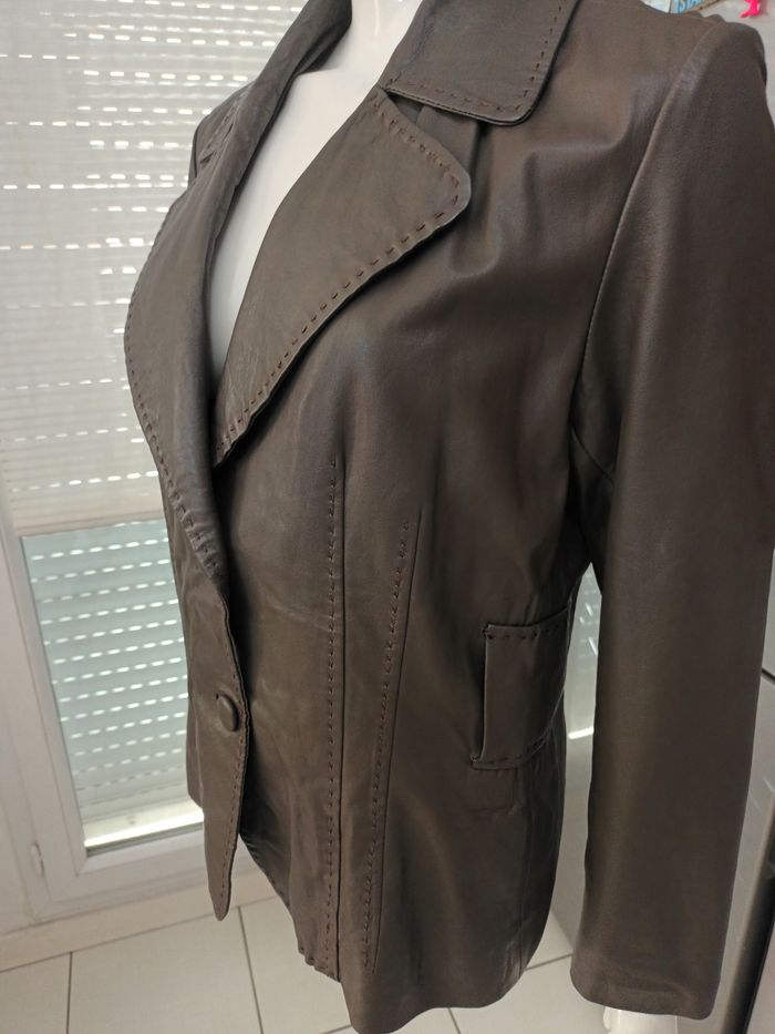 Veste vintage classique cuir souple avec surpiqûre en parfait état - photo numéro 3