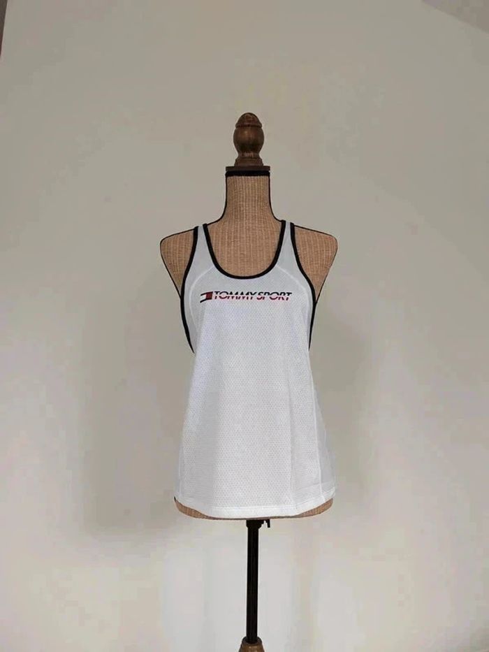 25 € Débardeur Tommy Sport taille XS