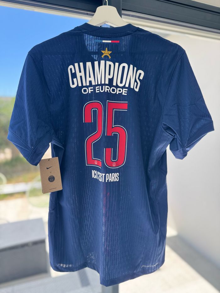 Maillot collector victoire psg ldc 2025 - photo numéro 2