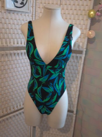 Joli maillot de bain 1 pièce Etam  imprimé tropical bleu/vert femme T36 Neuf