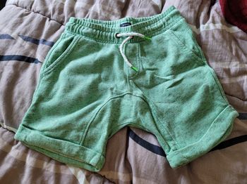 short sarouel kiabi 8ans  (3e)