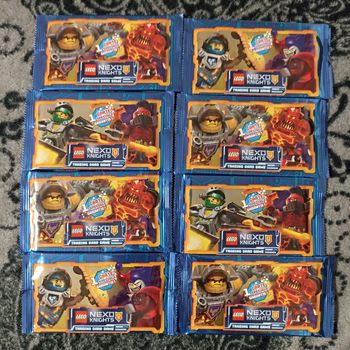 Lot N2 de 8 booster neufs de cartes lego Nexo knights