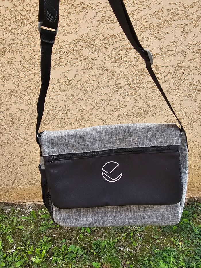 Poussette + base isofix - photo numéro 8