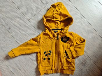 Gilet a capuche 18 mois