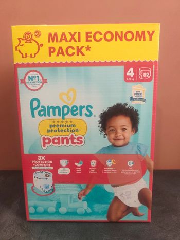 Couches Pampers pants T4