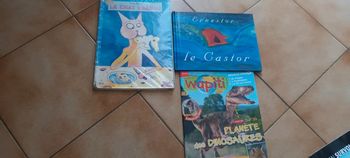 Wapiti dinosaure et 2 autres livres