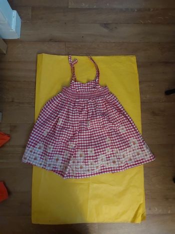 Robe bretelles vichy Naf Naf 4 ans