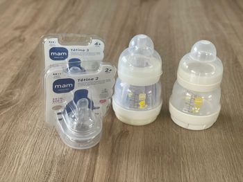 Lot biberons et tétines