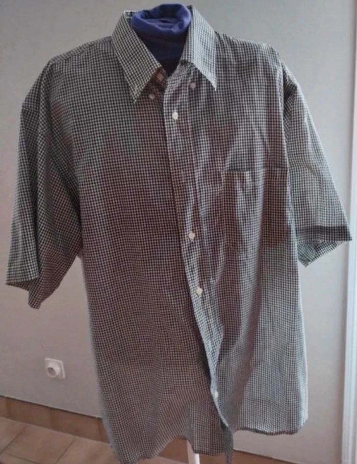 Chemise à carreaux