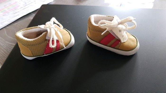 Basket Taille 0-3 mois. - photo numéro 2